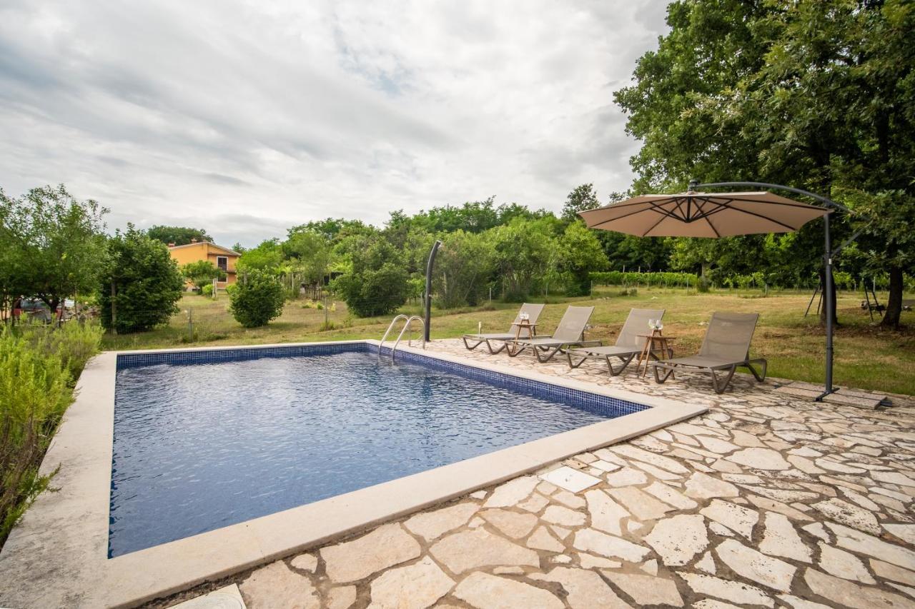 Villa House Luce Krapan Exterior foto